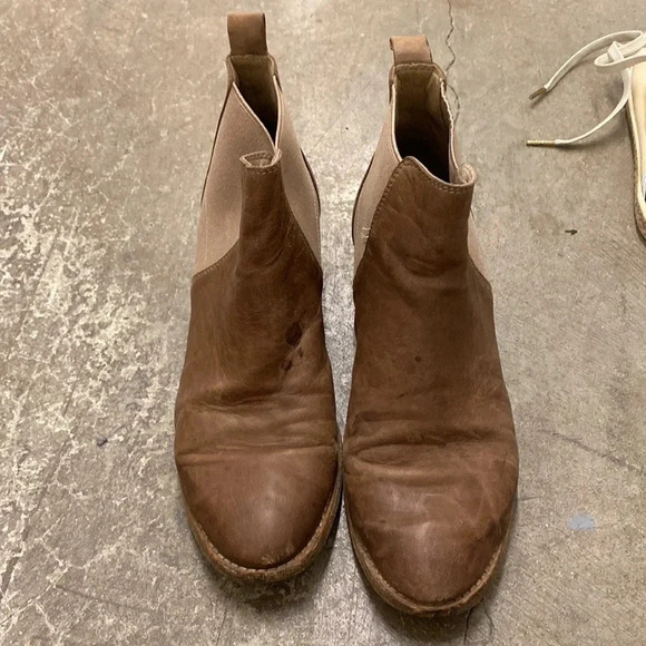 Eileen Fisher booties - Picture 2 of 8
